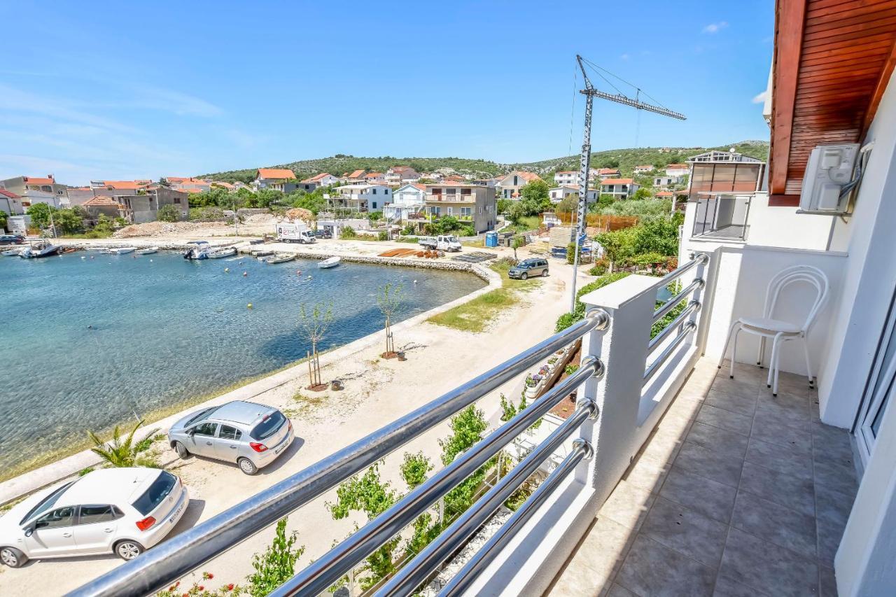 Apartment Bosiljka روغوزنيكا المظهر الخارجي الصورة